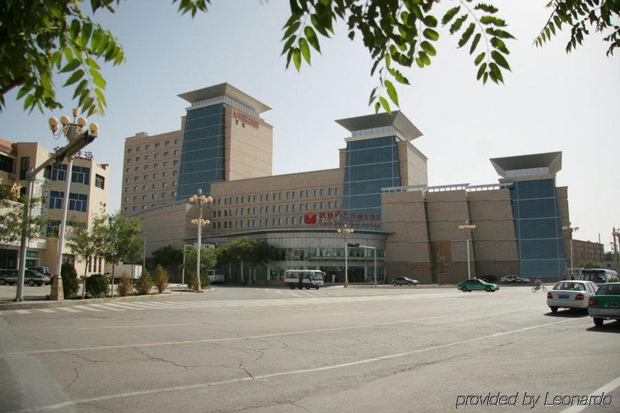 Grand Soluxe Hotel דון חואנג מראה חיצוני תמונה