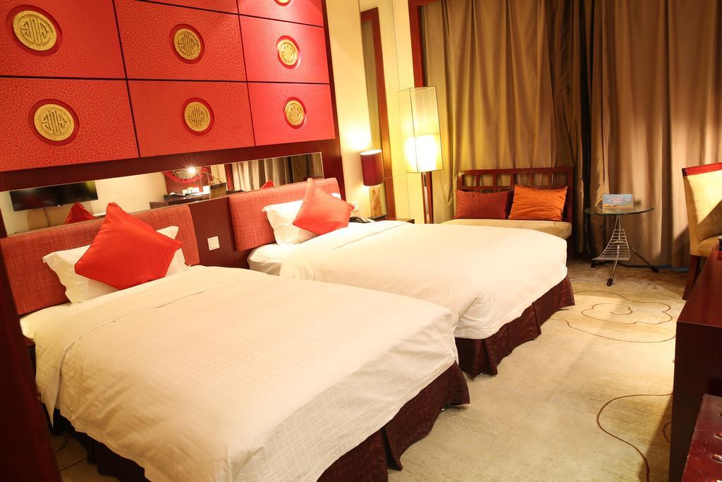 Grand Soluxe Hotel דון חואנג מראה חיצוני תמונה