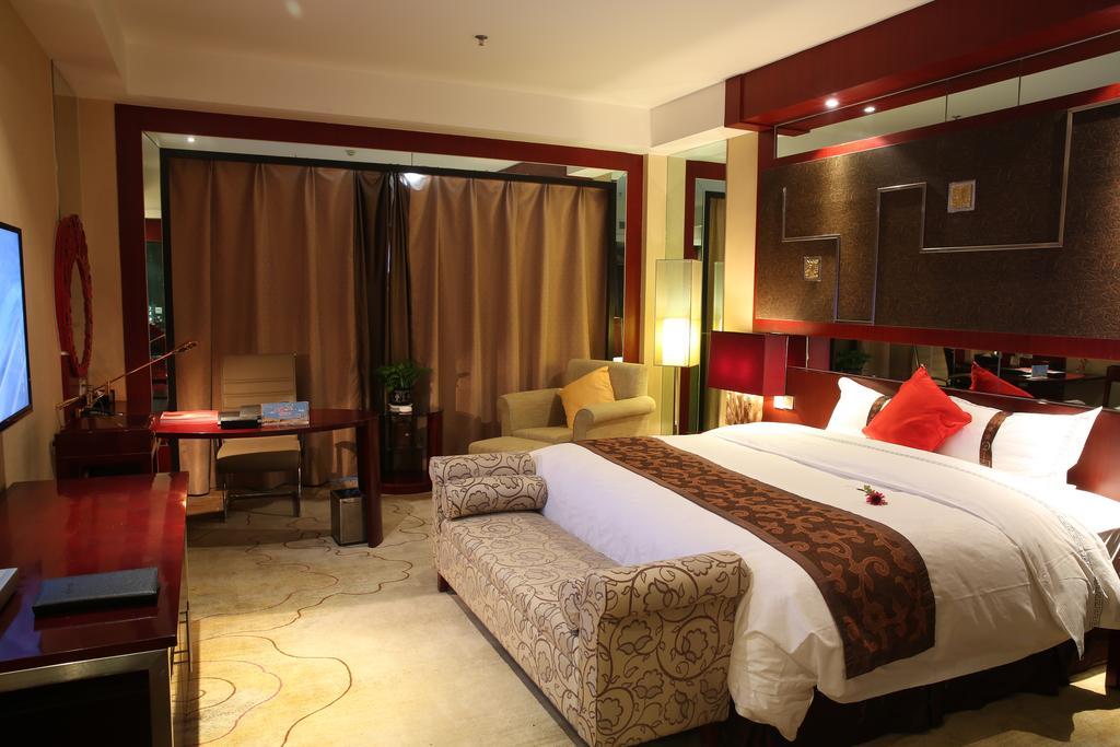 Grand Soluxe Hotel דון חואנג מראה חיצוני תמונה