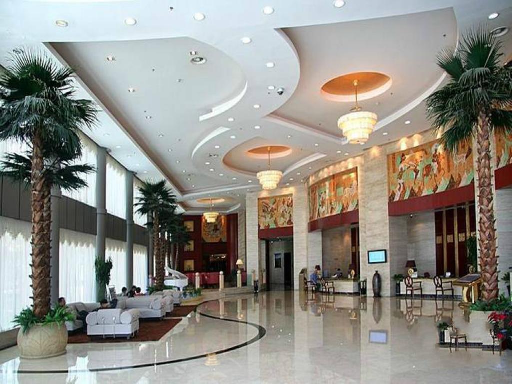 Grand Soluxe Hotel דון חואנג מראה חיצוני תמונה